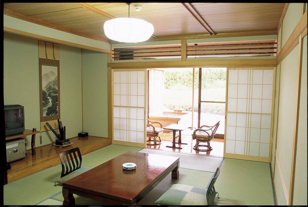Oyado Sansui Hotel Achi Exterior photo