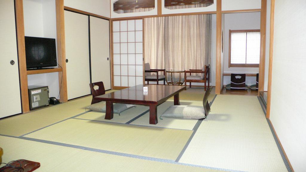 Oyado Sansui Hotel Achi Exterior photo