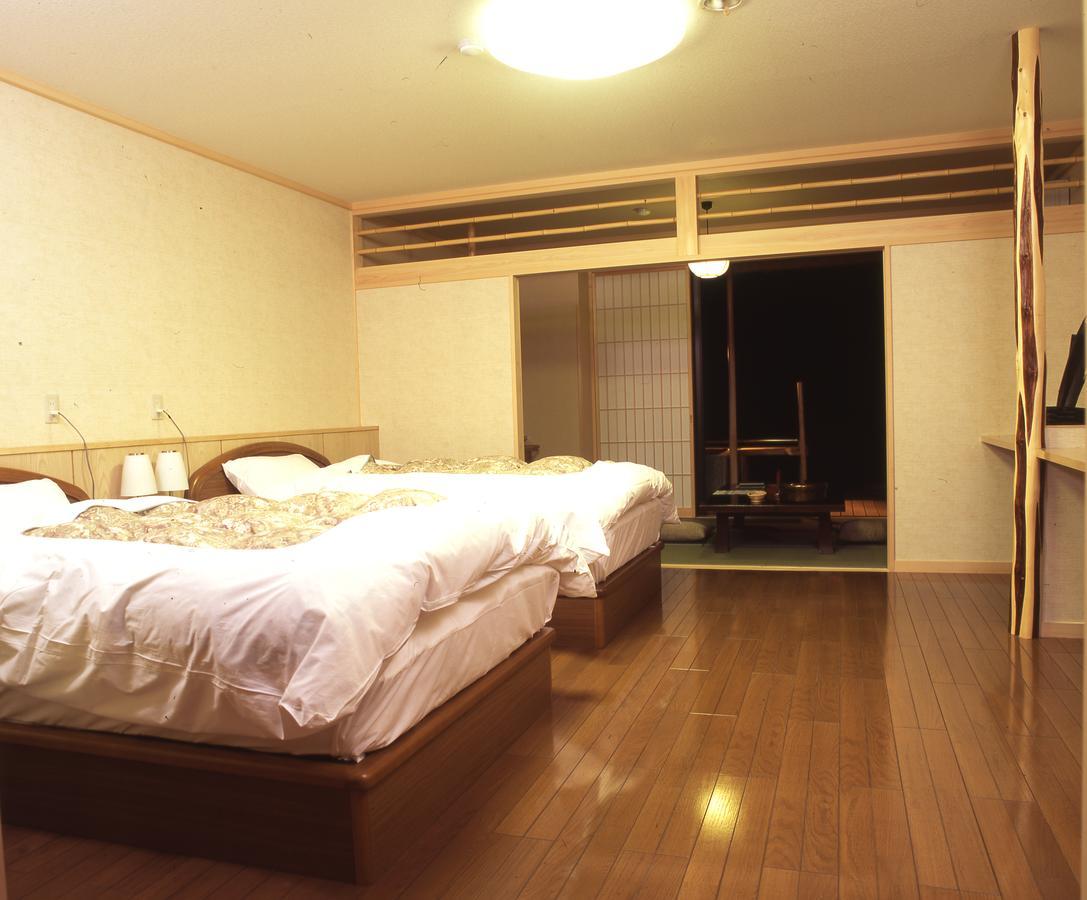 Oyado Sansui Hotel Achi Exterior photo